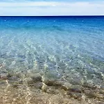 A Window Into The Blue Апартаменты